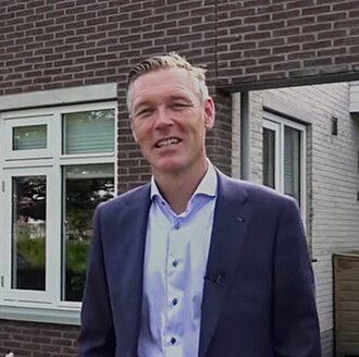 Portret van Hans Broekhuizen