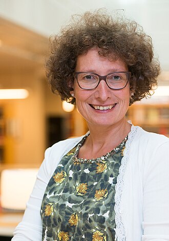 Portret van Lily Knibbeler