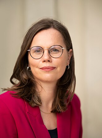 Portret van Mirjam Hannah Bikker