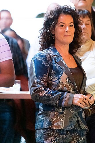 Portret van Mirjam van Praag