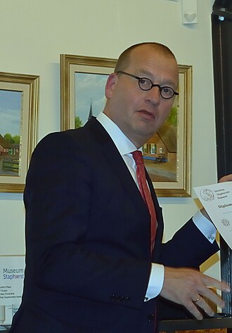 Portret van Theo Segers