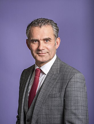 Portret van Tom van der Lee